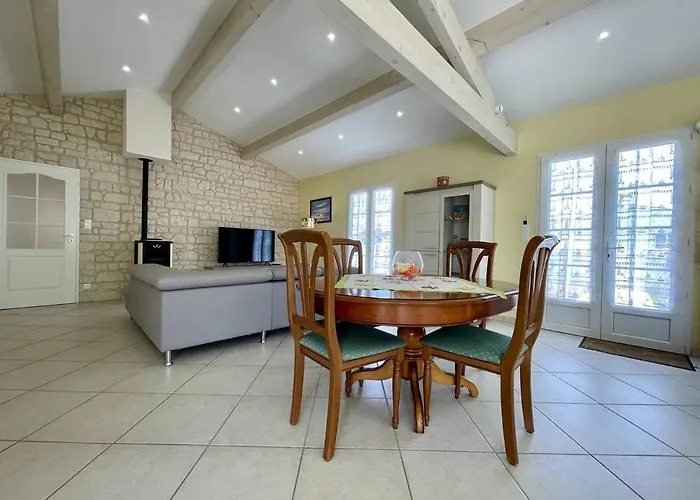 Maison 4 Pieces Pres De La Avec Jardin, - Fr-1-246a-213 度假居 *